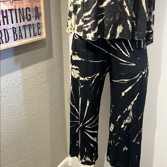 Cream and Black Tie-Dye Wide-Leg Jumpsuit - Picture 3 of 16